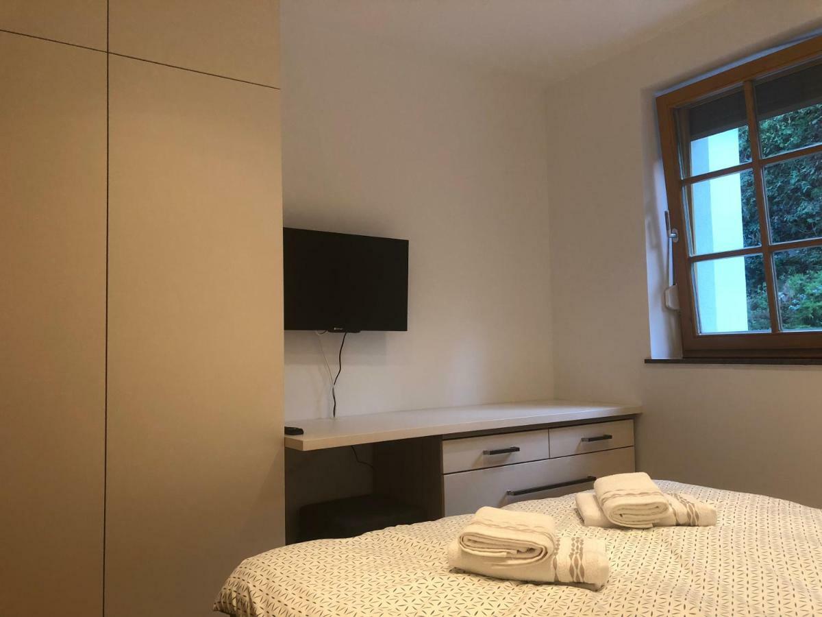 Apartmani Izvor - Тухелске Топлице Екстериор снимка
