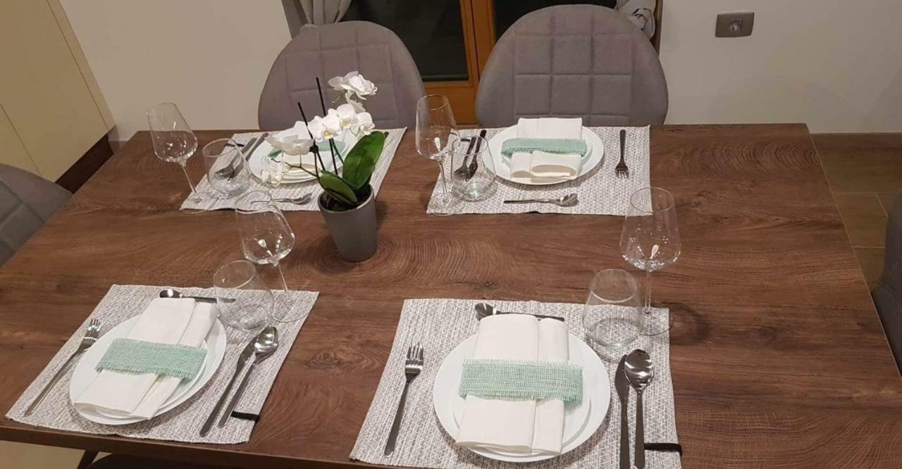 Apartmani Izvor - Тухелске Топлице Екстериор снимка