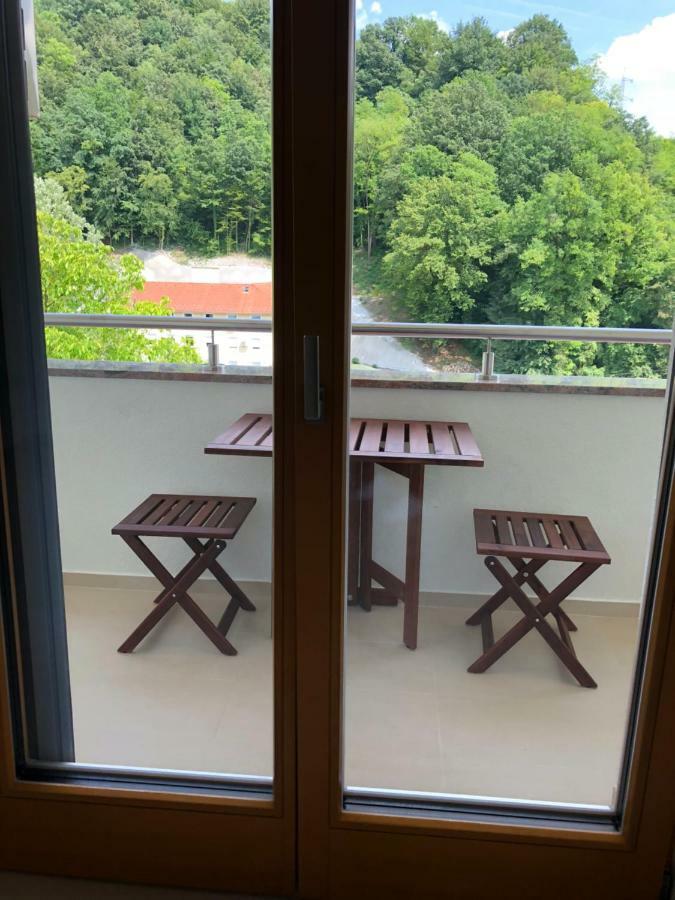 Apartmani Izvor - Тухелске Топлице Екстериор снимка